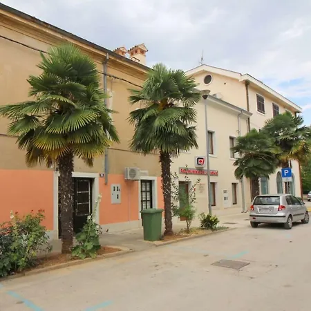 Noemi In Center Apartment Porec